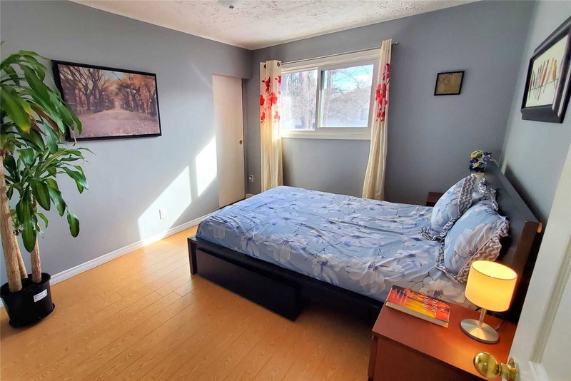 89 Barbara Cres, Kitchener, N2M4N3 | Image 3