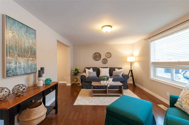 812 Burnham St, Cobourg, K9A 2X7 | Image 3