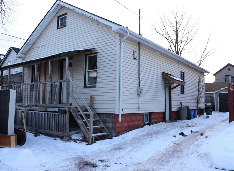 6 Iron St, Welland, L3B3M4 | Image 2