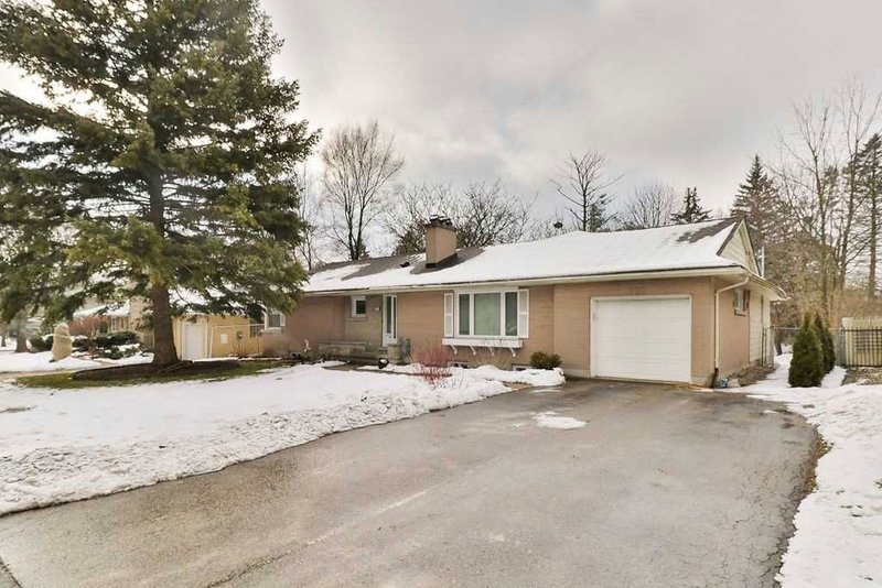 757 Westmount Rd W, Kitchener, N2M 1S3 | Image 3