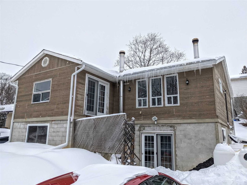 25 Silver Birch St, Kawartha Lakes, K0M 1L0 | Image 3