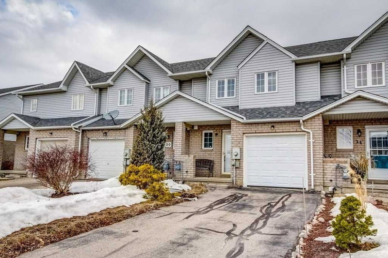 22 Golden Terrace Crt, Kitchener, N2N3L2 | Image 2