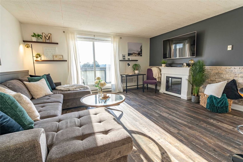 302 - 6 Walton Ave, Kitchener, N2C 2B5 | Image 2