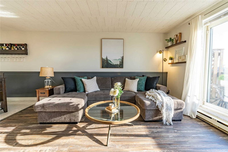 302 - 6 Walton Ave, Kitchener, N2C 2B5 | Image 3