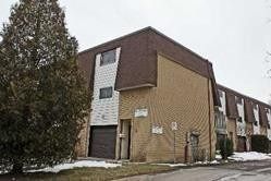 Townhouse sold at 1-36 Greendale Drive, Hamilton, Gilkson, L6P 3H1 - MLS: X5151384