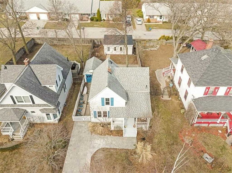 24 Robinson St S, Grimsby, L3M 3C4 | Image 2