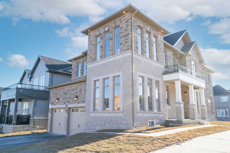 44 Bromont Dr, Cavan Monaghan, L0A 1G0 | Image 2