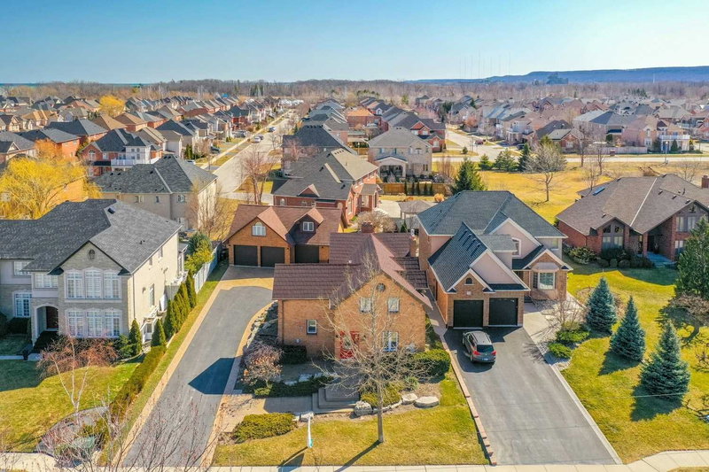 580 Fifty Rd, Hamilton, L8E 5T5 | Image 2