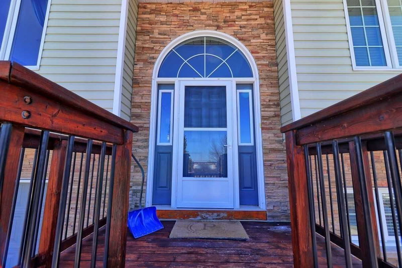 40 Mcgill Dr, Kawartha Lakes, L0B1K0 | Image 2