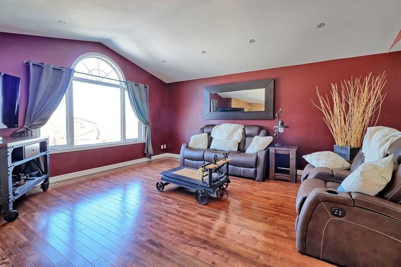 40 Mcgill Dr, Kawartha Lakes, L0B1K0 | Image 3