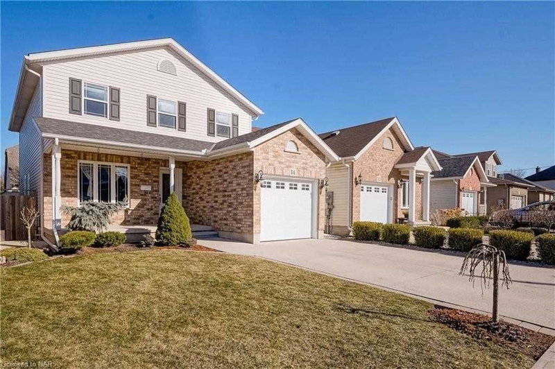 34 Fitzgerald St, St. Catharines, L2R 0A4 | Image 3