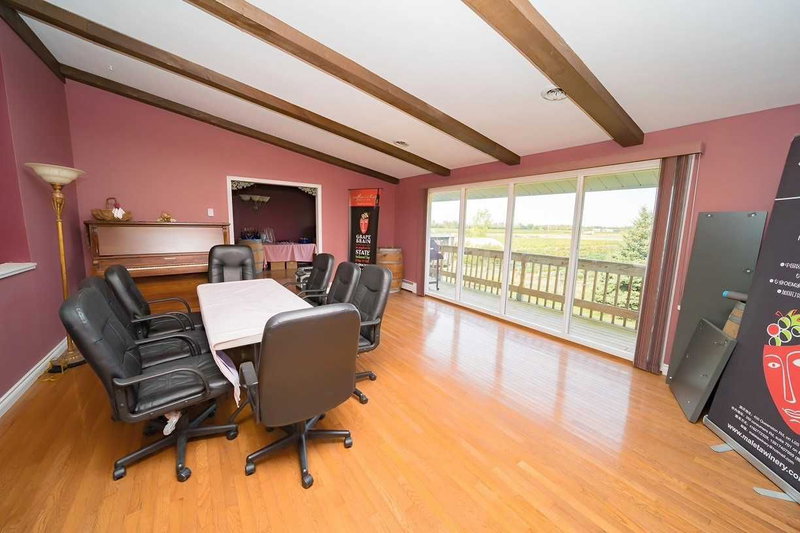 450 Queenston Rd, Niagara-on-the-Lake, L0S 0J1 | Image 3