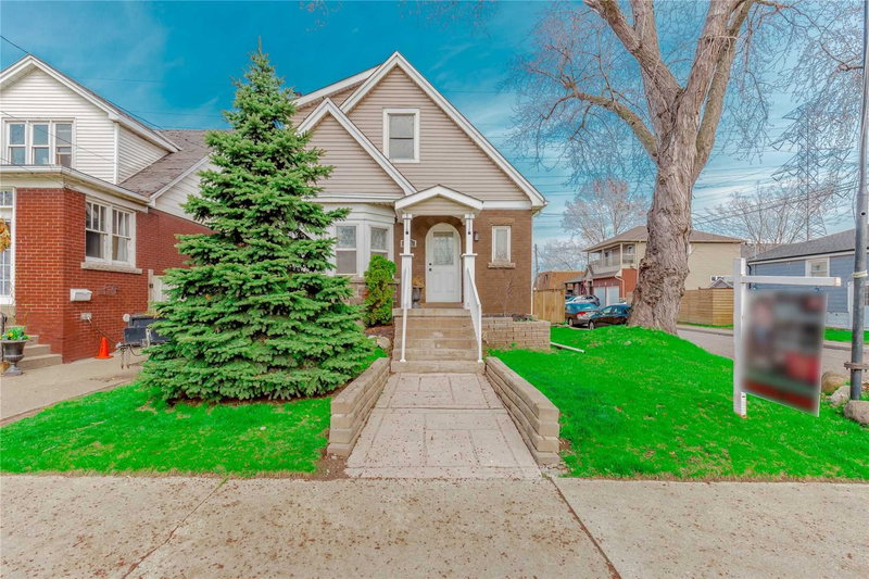 365 Beach Blvd, Hamilton, L8H 6W6 | Image 2