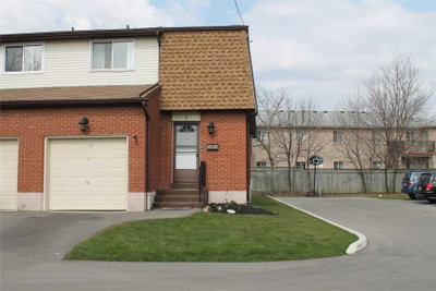 Townhouse sold at 4-899 Stone Church Road, Hamilton, Ontario, L8W 1B2 - Quinndale - MLS: X5195173