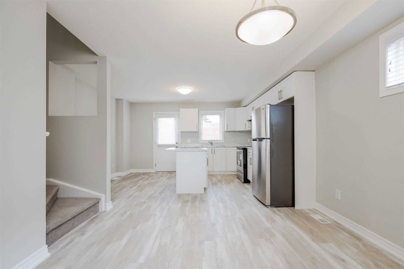 72 - 7768 Ascot Circ, Niagara Falls, L2H3P9 | Image 3