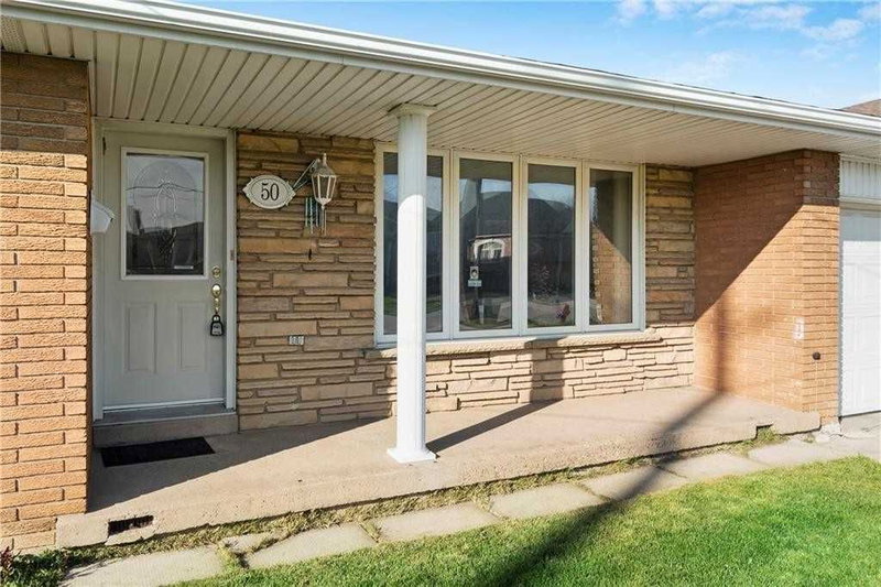 50 Limeridge Rd W, Hamilton, L9C 2V1 | Image 3
