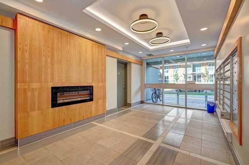 215 - 258B Sunview St, Waterloo, N2L3V9 | Image 2