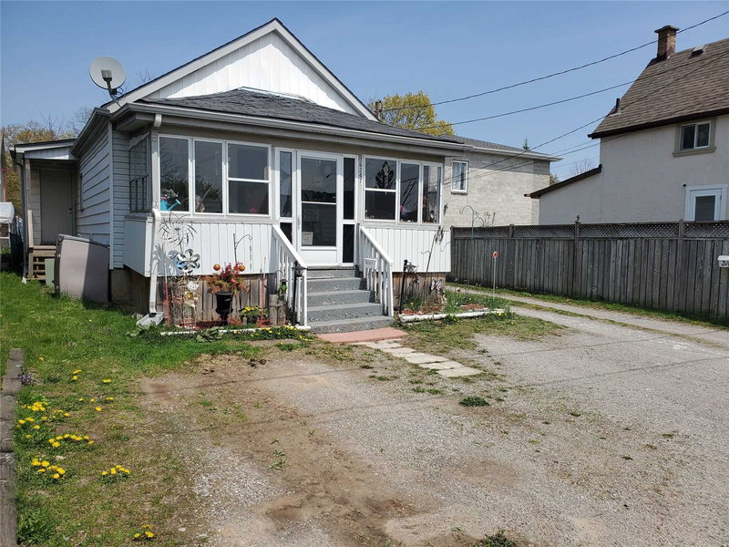 6247 Taylor St, Niagara Falls, L2G2E9 | Image 2