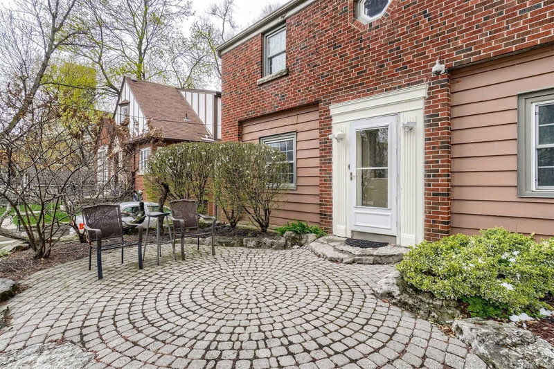 110 Traymore Ave, Hamilton, L8S1R7 | Image 3