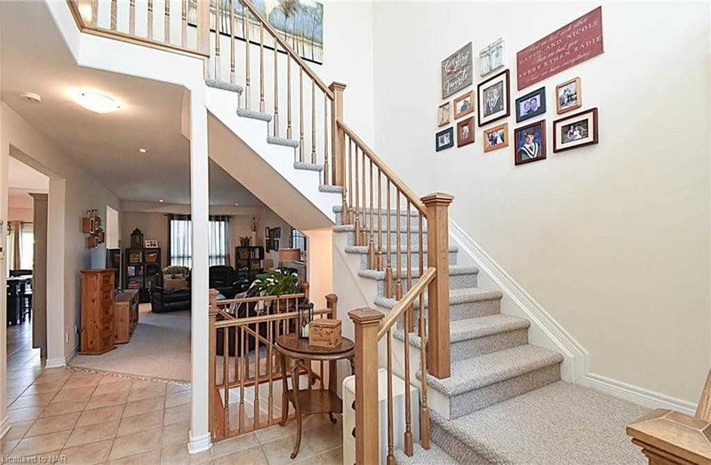 80 Loretta Dr, Niagara-on-the-Lake, L0S 1T0 | Image 2