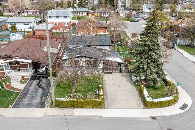 85 Ranchdale Dr, Hamilton, L8V 2L9 | Image 3
