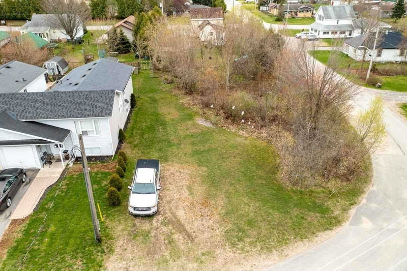 195 Nelson St, Gravenhurst, P1P 1K7 | Image 2