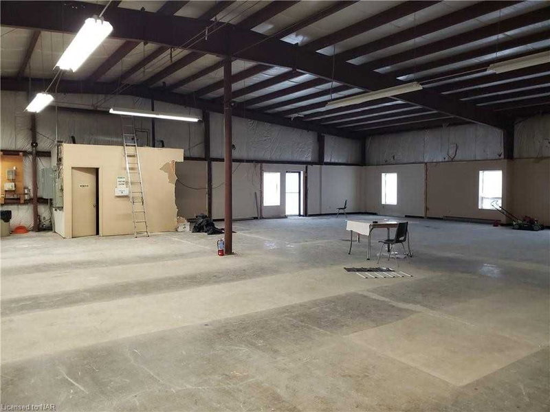 625 Industrial Dr, Fort Erie, L2A 5M4 | Image 3