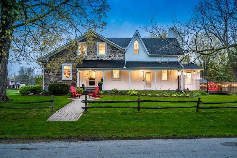 320 Whitmore Dr, Waterloo, N2K 1X4 | Image 2