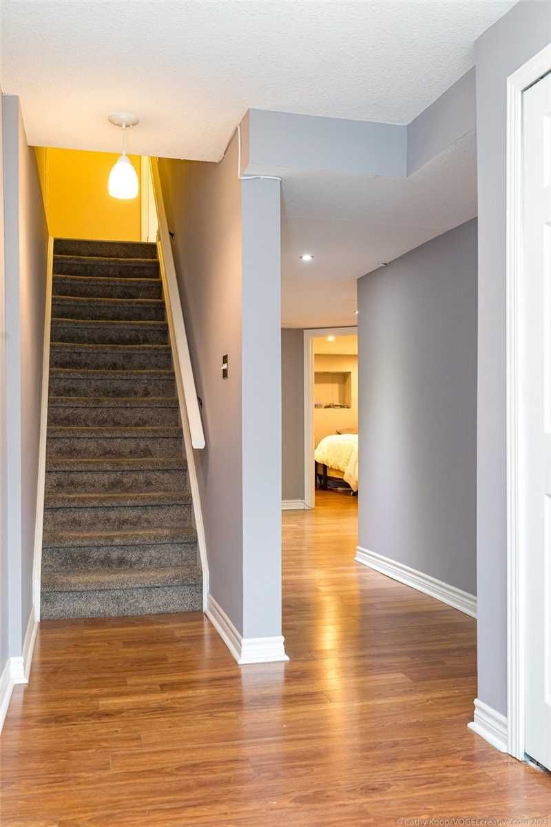 25 - 7 Southside Pl, Hamilton, L9C 7W6 | Image 3