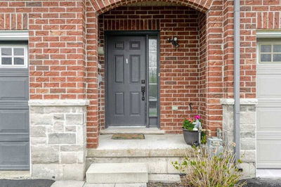 52 Dartmouth Gate, Hamilton - Stoney Creek image-0-2