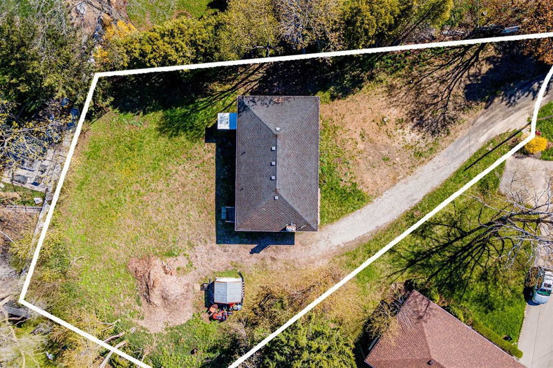 50 East Crest, Hamilton, L9G 2P2 | Image 3