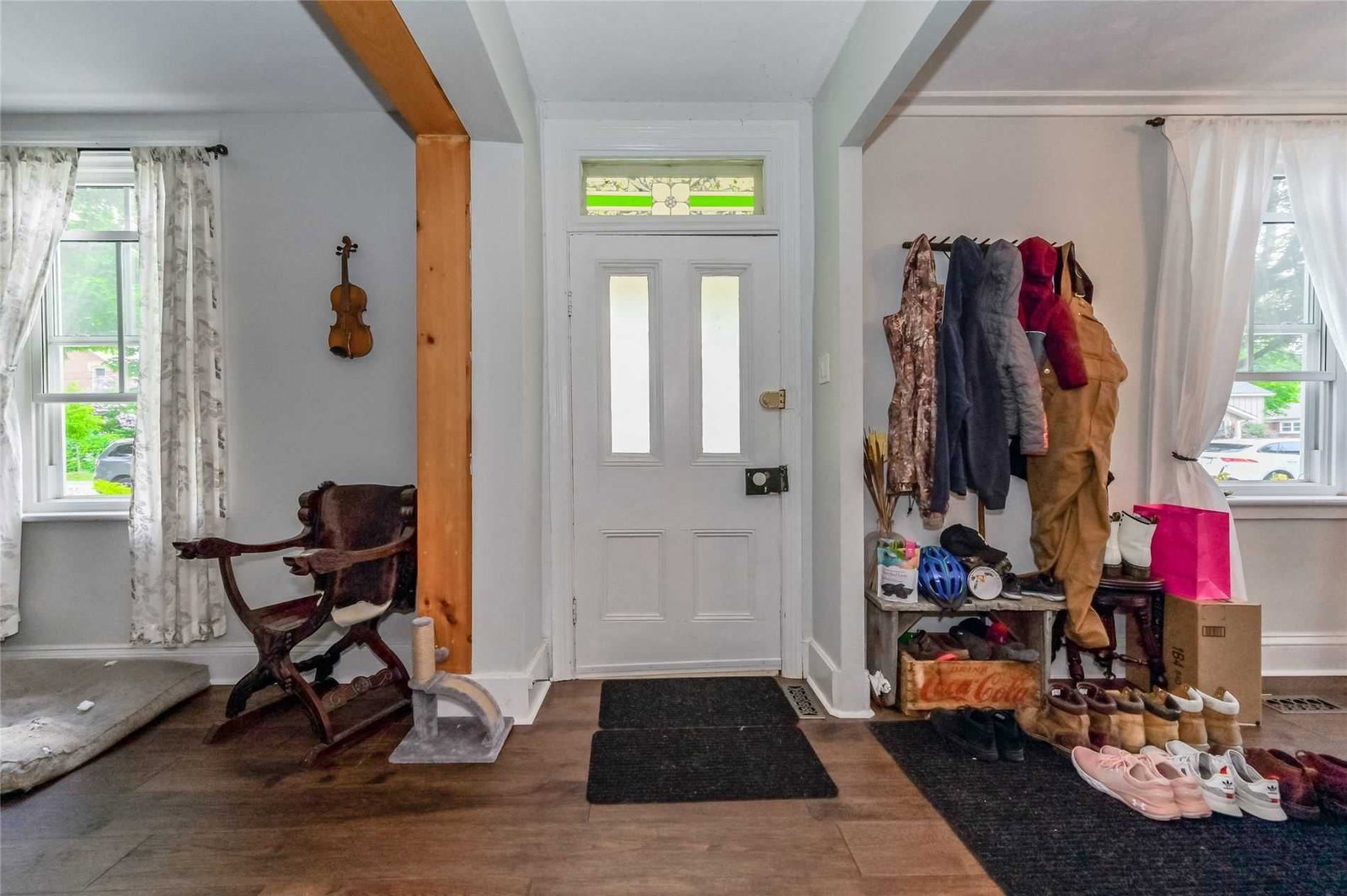 Listing Image 6