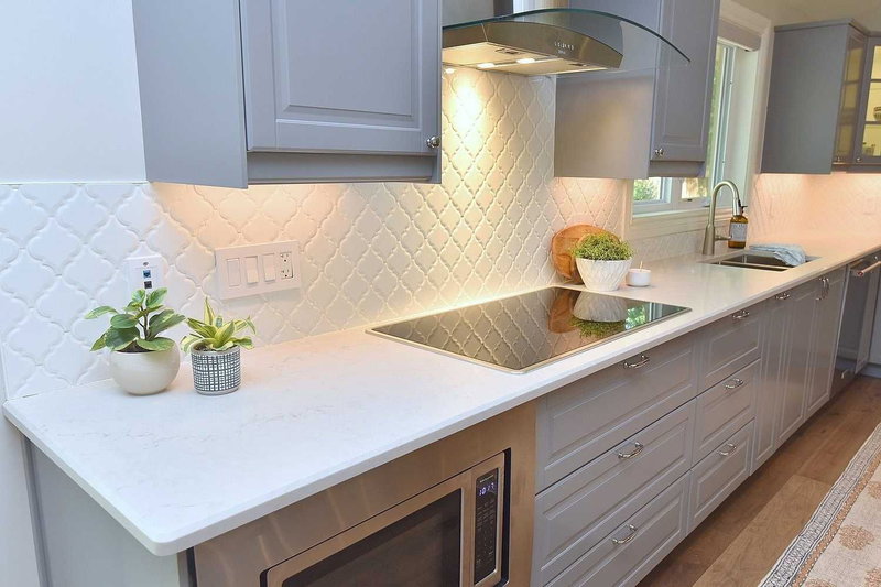 26 Hostein Dr, Hamilton, L9G 2S5 | Image 3