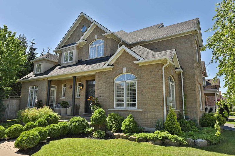 50 Islandview Way, Hamilton, L8E 6C1 | Image 3