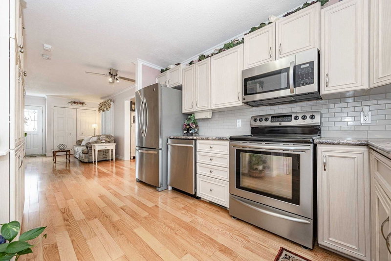 4 Elm St, Puslinch, N0B 2J0 | Image 3