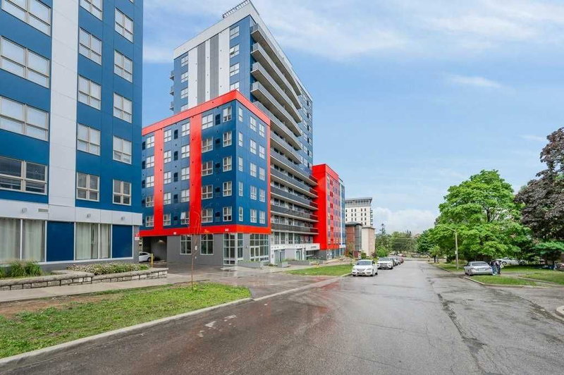 1113 - 258A Sunview St, Waterloo, N2L 0H6 | Image 2