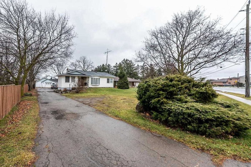 251 King St E, Hamilton, L8G 1L9 | Image 2