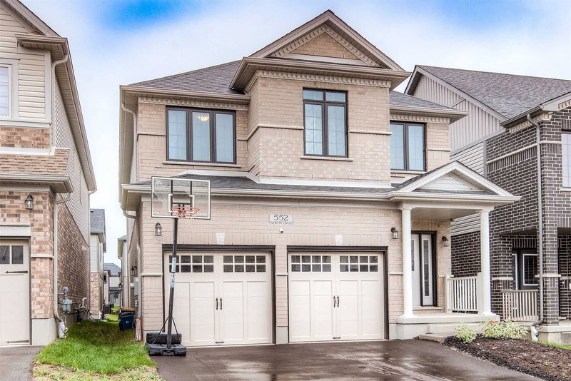 552 Florencedale Cres, Kitchener, N2R 0N3 | Image 2