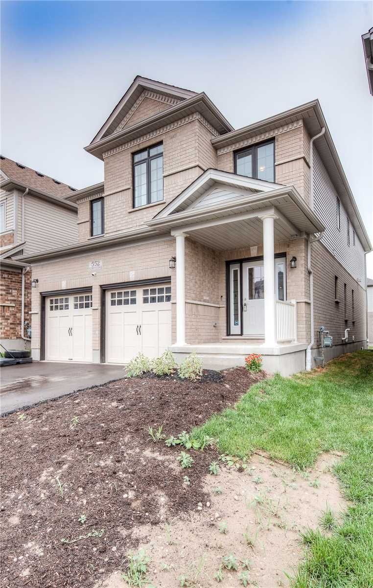 552 Florencedale Cres, Kitchener, N2R 0N3 | Image 3