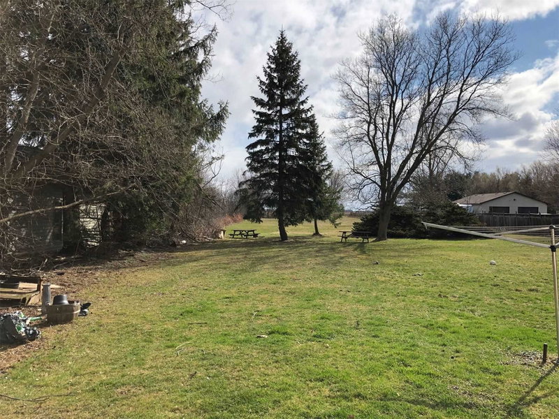 9697 Dickenson Rd W, Hamilton, L0R 1W0 | Image 2