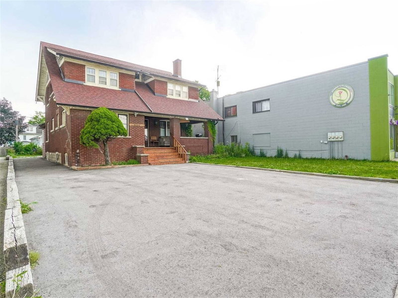 5134 Victoria Ave, Niagara Falls, L2E 4E3 | Image 2