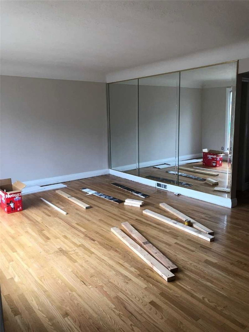 60 West 1st St, Hamilton, L9C 3C3 | Image 2