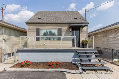 Detached House sold at 51 Delena Avenue, Hamilton, Ontario, L8H 1B7 - Parkview - MLS: X5321288