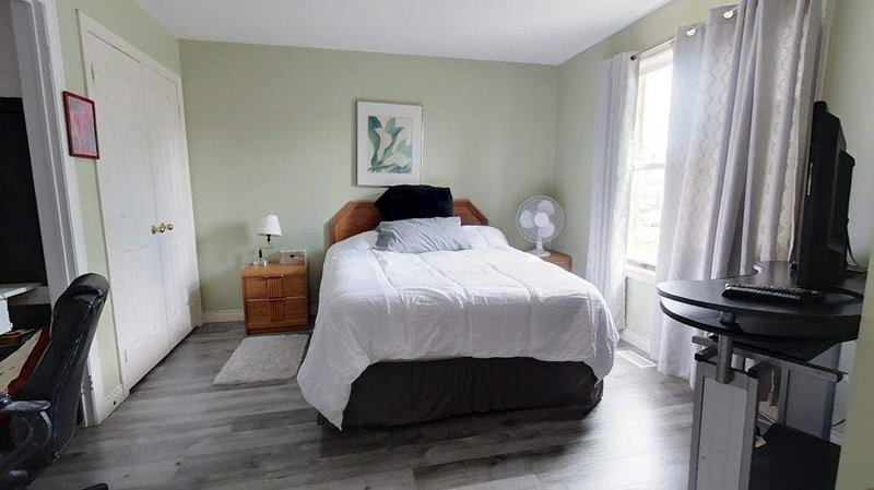 542 Westman Ave, Peterborough, K9K 2E6 | Image 3