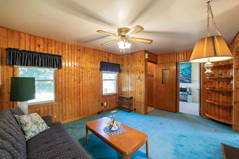 352 Fairfield Ave, Hamilton, L8H 5H8 | Image 2