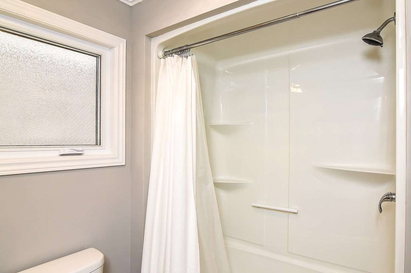 3938 Sunset Lane, Lincoln, L0R 2C0 | Image 2