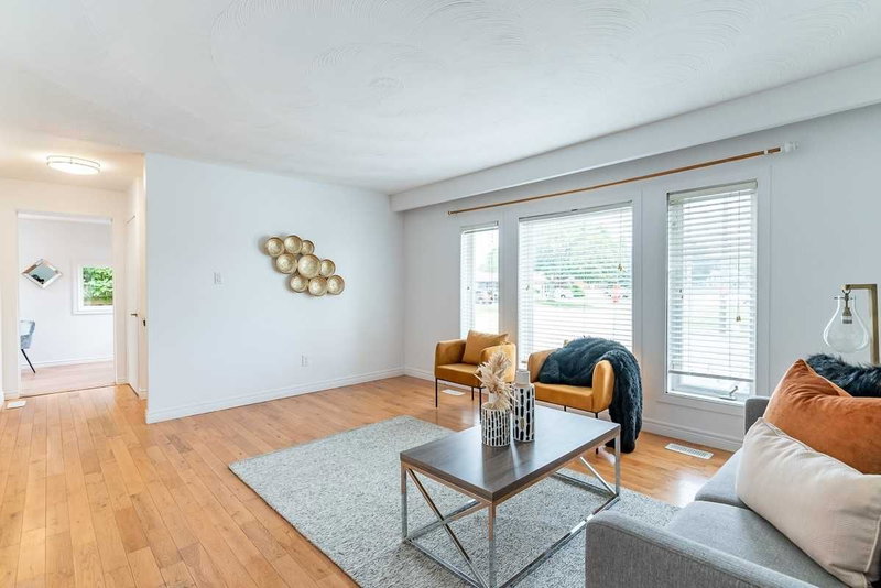 467 Limeridge Rd W, Hamilton, L9C 2V7 | Image 3