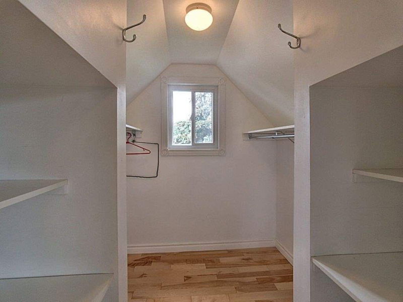Room2