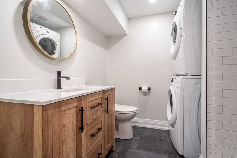 2 - 1141 Mohawk Rd E, Hamilton, L8T 2S4 | Image 2