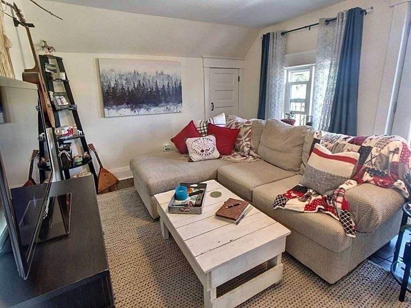 3199 Mount Carmel Dr, North Middlesex, N0M2K0 | Image 3